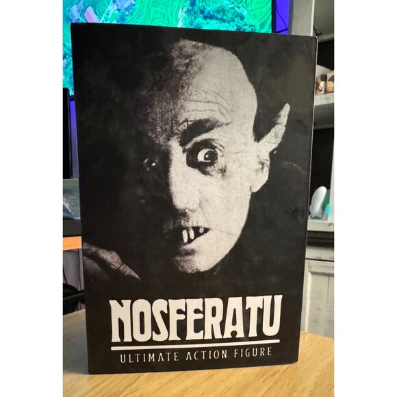 New NECA Nosferatu Ultimate Count Orlok Black and White 7" Scale Action Figure - Picture 3 of 10